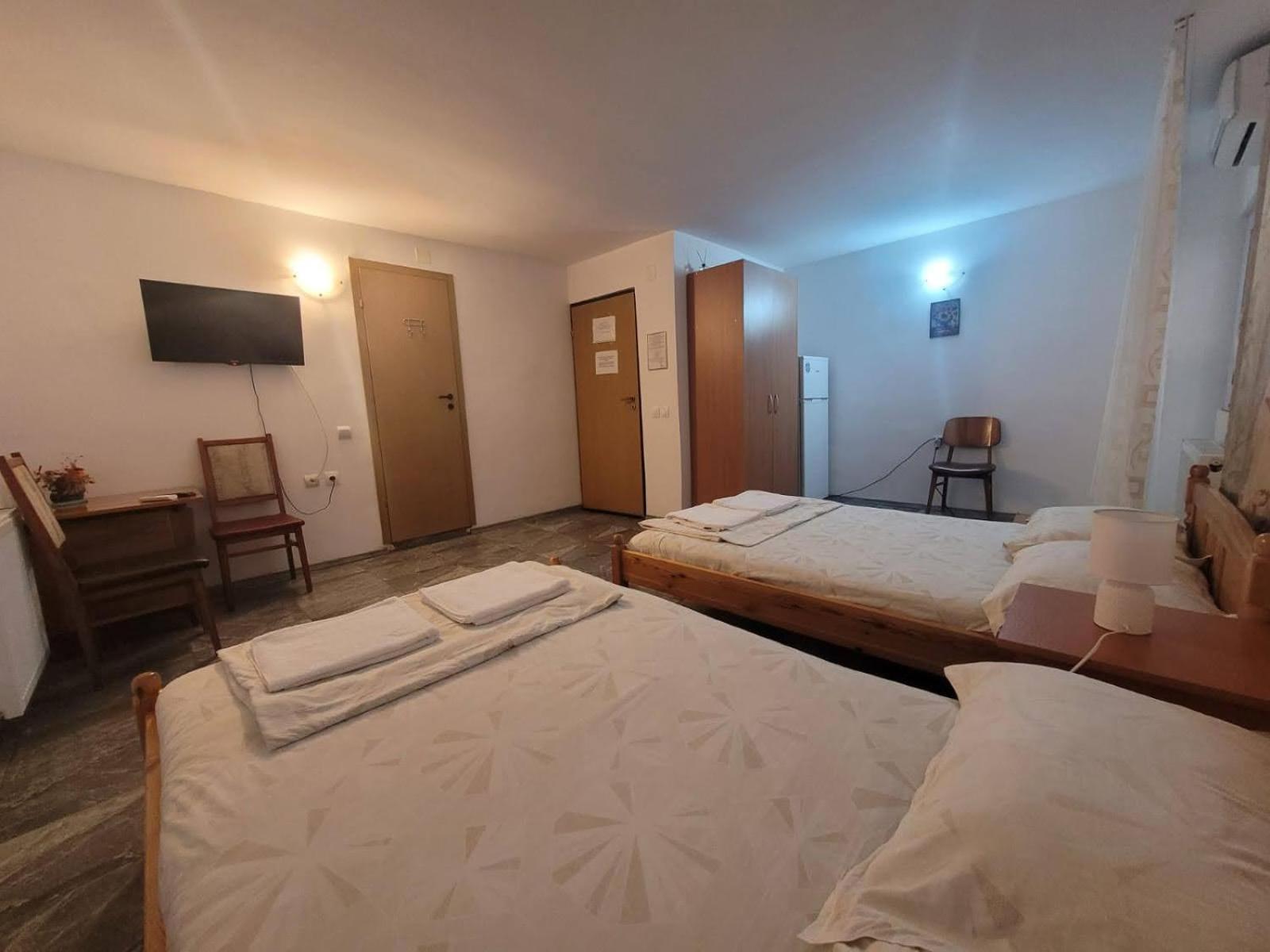 Cazare Eforie Nord, Plaja Acapulco, Garsoniere Four Studios, Bucatarie Comuna, Baie Proprie, Etaj 4, Fara Lift 外观 照片