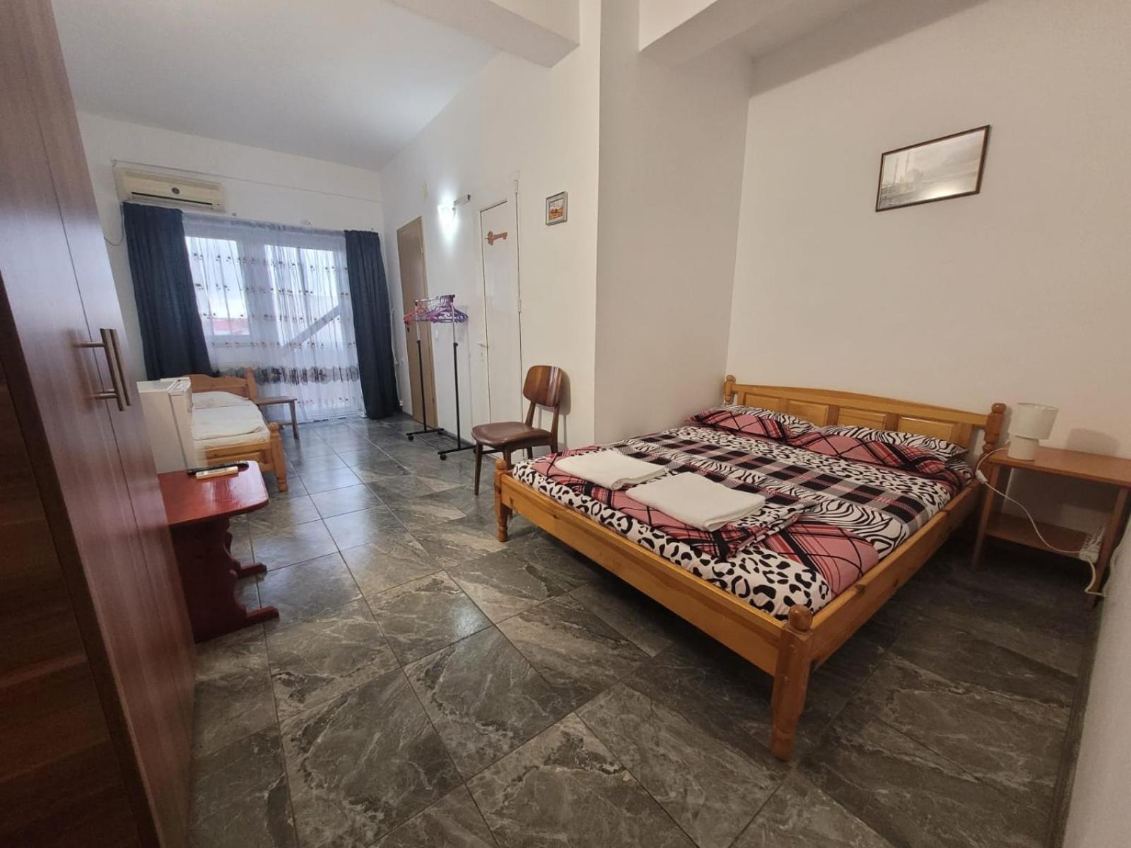 Cazare Eforie Nord, Plaja Acapulco, Garsoniere Four Studios, Bucatarie Comuna, Baie Proprie, Etaj 4, Fara Lift 外观 照片